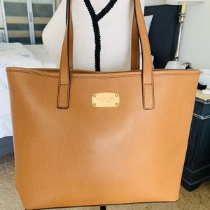Michael Kors Tote